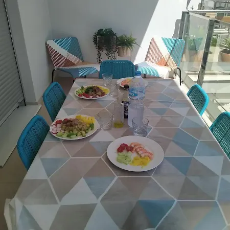 Διαμέρισμα Apartamento Nuevo Y Bien Situado En *